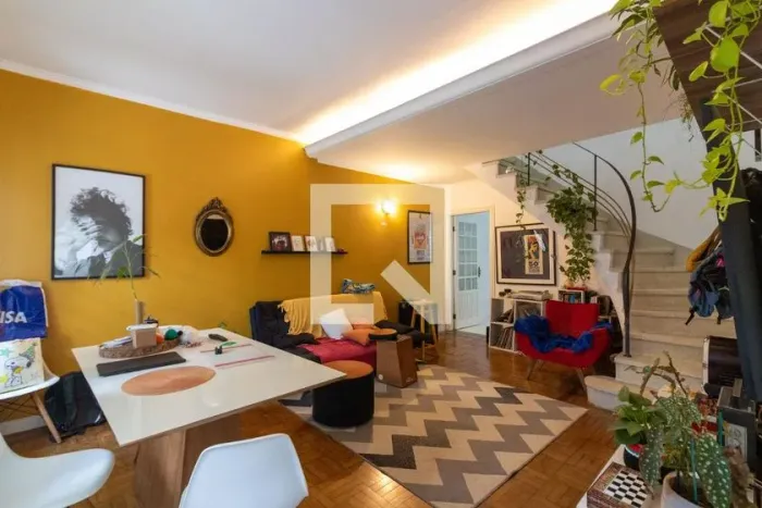 Casa à Venda - Vila Olímpia, 2 Quartos, 107 m2