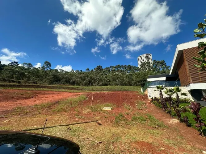 Lote, com 1117 m em Alphaville - Lagoa dos Ingleses - Condomínio Costa Laguna