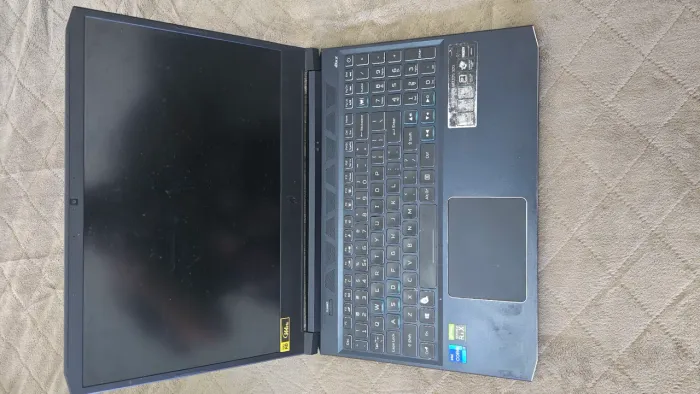 Notebook Acer Predator Helios 300 PH315-54-731M (N20C3) - Para Peças ou Reparo