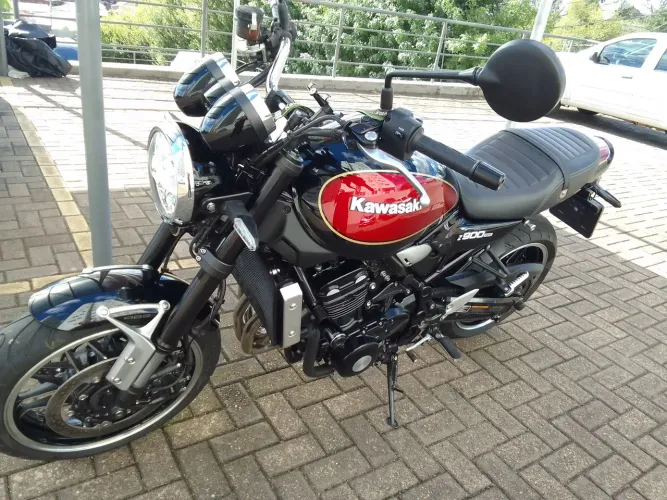 Kawasaki Z 900 RS 23/23