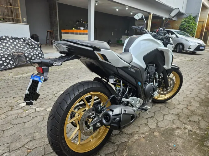 Fazer 250/2025