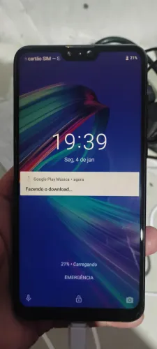 Smartphone Asus Zenfone Max Pro m2 64gb e 6gb de ram