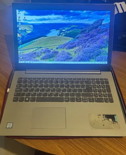Notebook Lenovo Ideapad 330