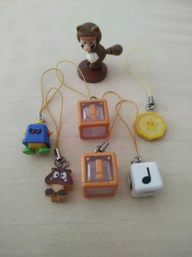 Lote mini chaveiros Super Mario 3D Land Oficiais