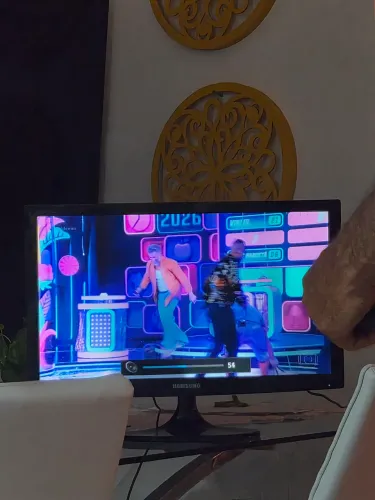 TV simples não esmart muito boa mas informações fone zap * ligue p mas infomacoes