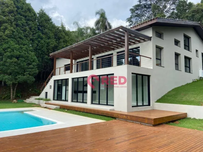 Casa com 4 quartos à venda, 448 m² por R$ 4.800.000 - Veleiros de Ibiúna - Ibiúna/SP