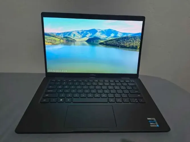 Notebook Dell Latitude 7320 13.3", Core i7-1185G7 3.0GHz Vpro, 16GB RAM, 512GB NVME