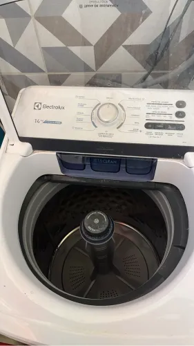 Máquina de lavar Eletrolux 14kg