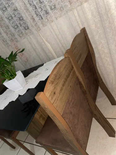 Vendo Mesa de 4 Cadeiras