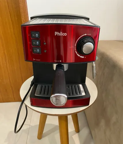 Cafeteira Expresso Philco de 20 Bar de pressão