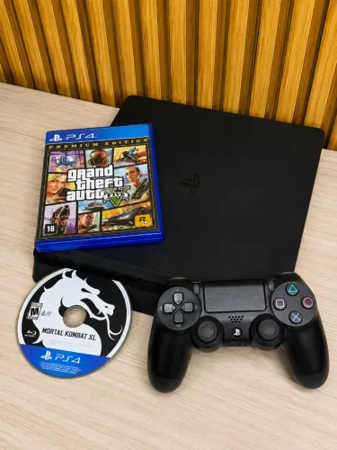 PS4 Slim 500GB + GTA V + Mortal Kombat