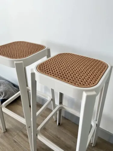Par de Banquetas altas com assento em palhinha 