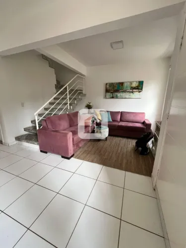 Casa á venda no bairro Morada da Colina
