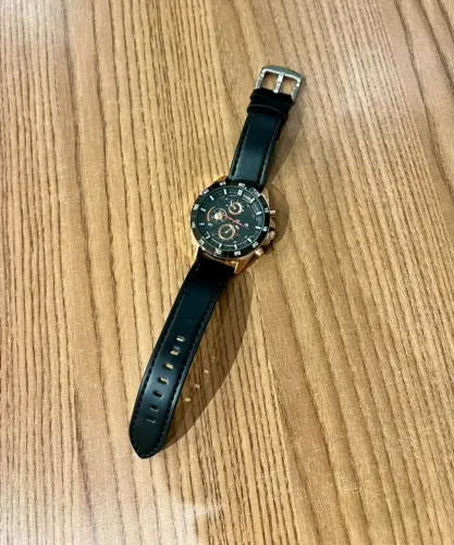 Relógio Masculino Va Va Von Com Pulseira De Couro Elegante