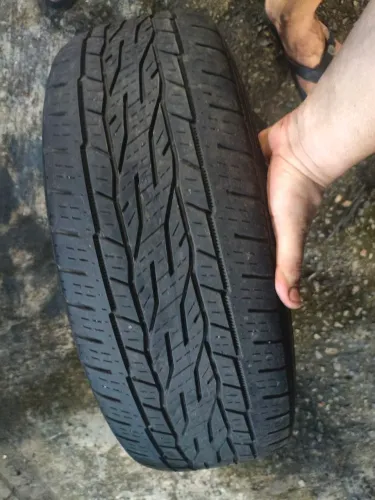 Pneus 215/60 r17