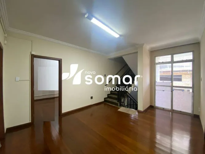 Casa para aluguel, 8 quartos, Centro - Divinopolis/MG