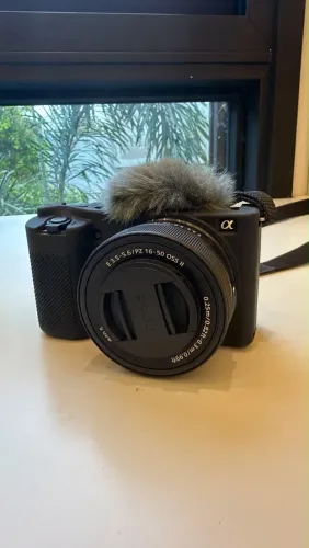 CÂMERA SONY ZV-E10 + LENTE 16-50MM