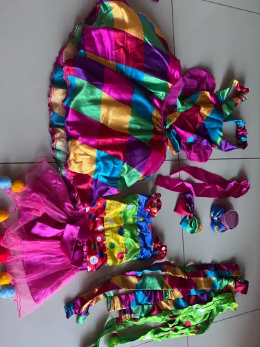 Fantasias adulto e infantil usada 1x