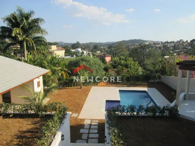 Casa de condomínio em Alameda Espanha - Granja Viana - Carapicuíba/SP