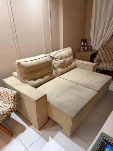 Sofá retrátil 2m