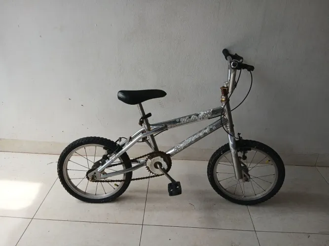 Bicicleta BMX Aro 16
