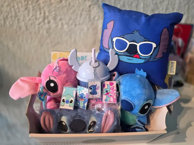 Stich cesta Presente REPLETA DE ITENS