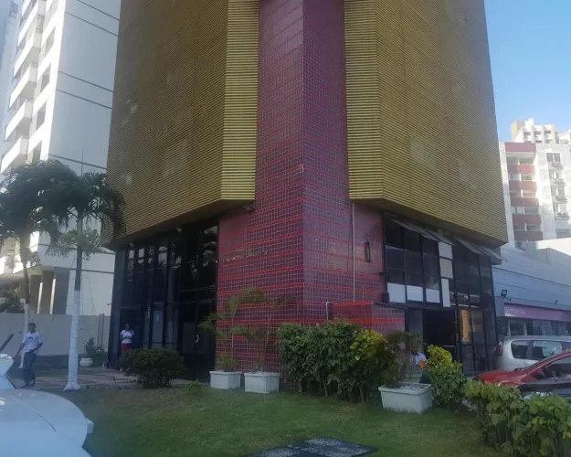 Salão Comercial para Locação em Salvador, Candeal, 1 banheiro, 1 vaga