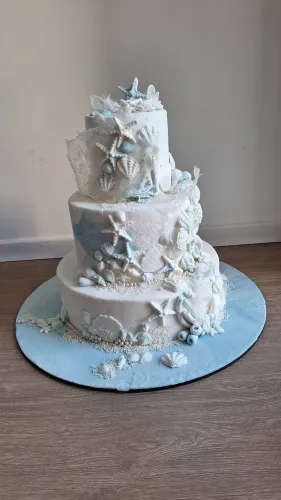 BOLO DE ANIVERSÁRIO 