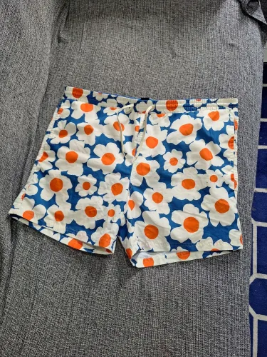 Bermuda masculina floral
