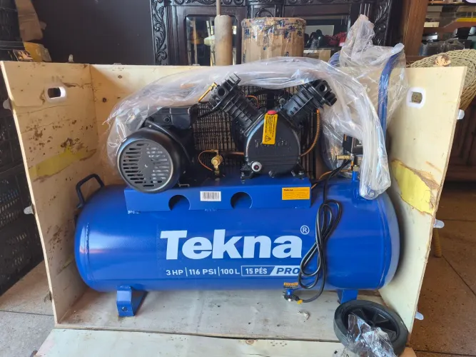 Compressor TEKNA 100 LITROS 3HP 116 PSI 15 PÉS 2 CILINDROS ZERO NA CAIXA