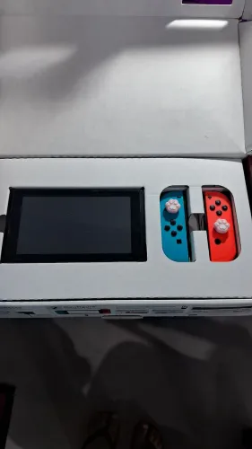 Nintendo Switch usado em exelente estado