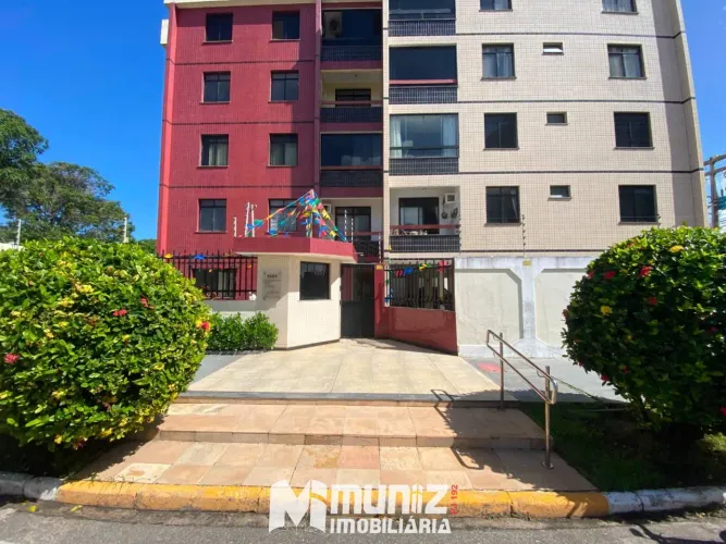 Apartamento Para Alugar no Edifício Tom Jobim com 3 quartos, no bairro Coroa do Meio.