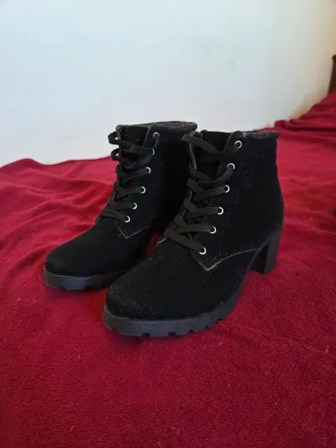 Bota feminina preta 37