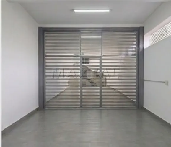 Galpão na Bela Vista com 385 m², 2 Mezaninos, 2 Banheiros, cozinha .