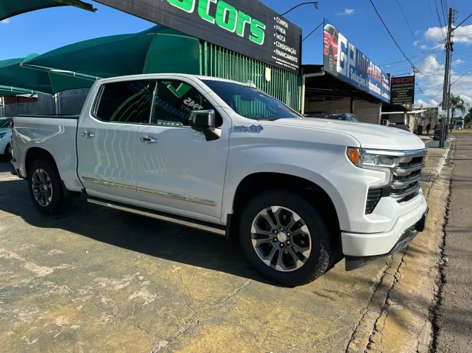 Chevrolet Silverado High Country 5.3 V8 AWD Aut. 2024