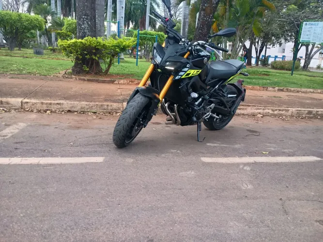 MT 09 850 cc TOP DEMAIS