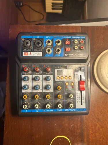 Mesa de Som Lexsen M6 USB - Interface USB, Phantom Power e Efeitos