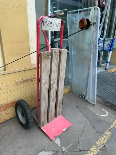 Carrinho pra levar produtos ou coisas