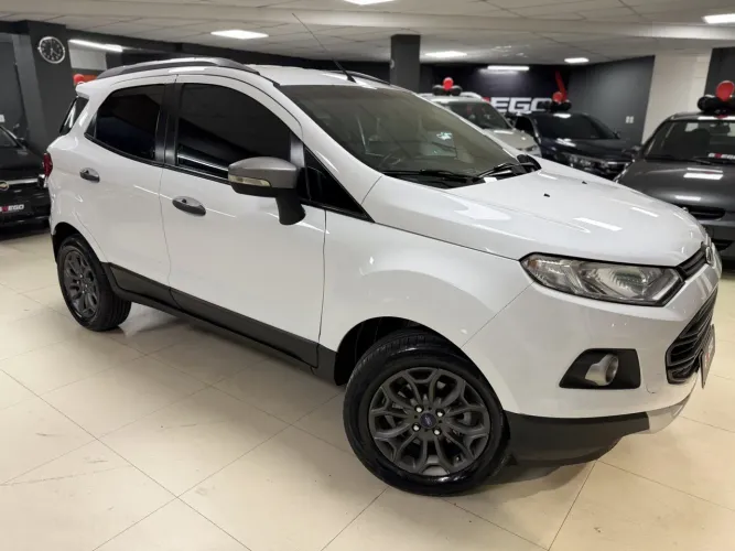 Ford Ecosport Freestyle 1.6 16V Flex 5P 2014