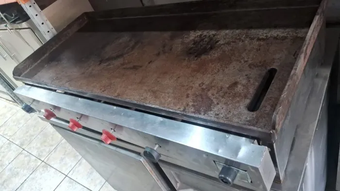 Chapa de lanche 120cm de largura, perfeita - marca Polimac