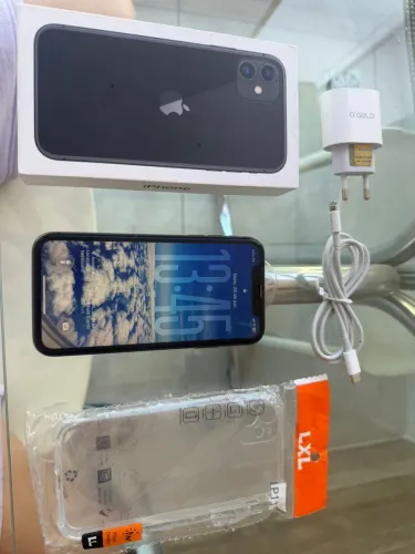 IPHONE 11