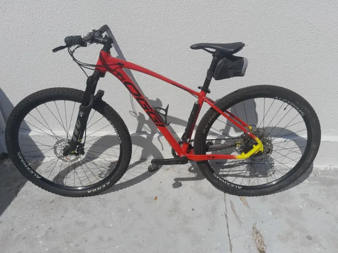 Oggi Big Wheel 7.3 - Shimano Deore 12v - Estado de Nova