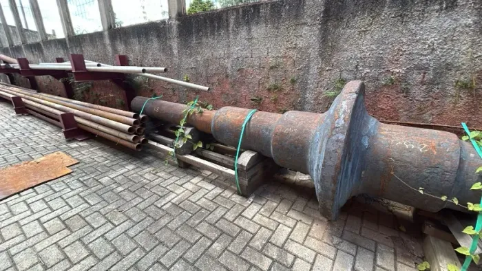 EIXO DE AÇO FORJADO  SAE 1045 - NORMALIZADO - USINAGEM PESADA - 5,5M comprimento - 4632kg