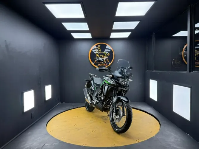 Kawasaki Versys-x 300 2023