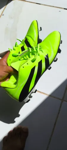 CHUTEIRA ADIDAS