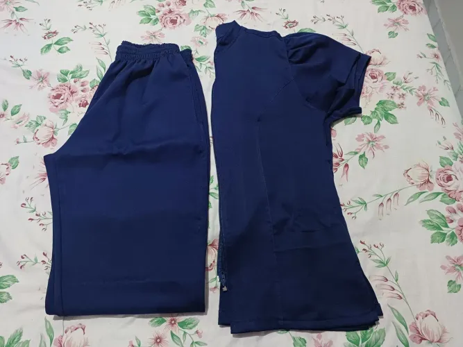 Pijama Scrub feminino
