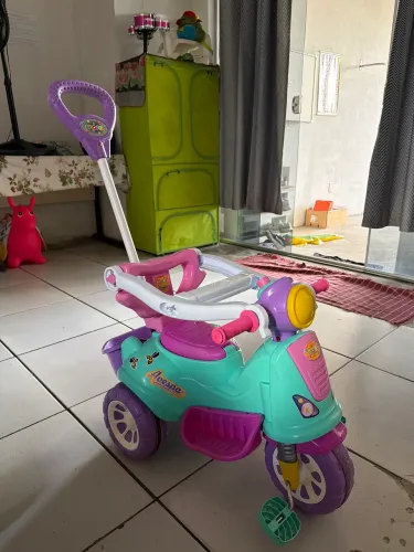 TRICICLO INFANTIL AVESPA