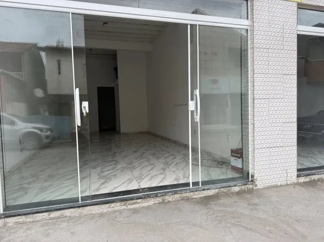 Loja para alugar no bairro Unamar - Cabo Frio/RJ