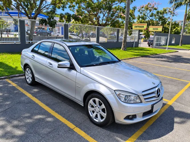 Mercedes-Benz C-180 Kompressor Classic 1.6 16V Aut. 2011