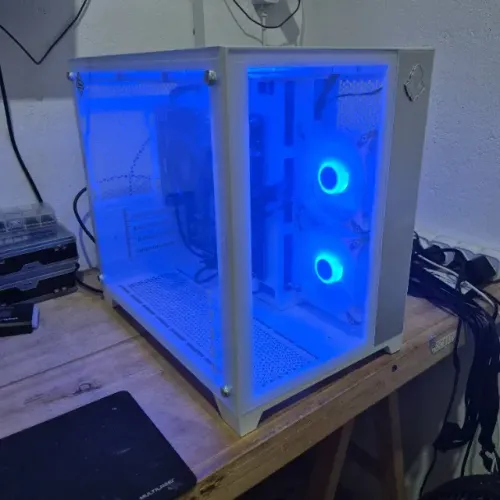 PC GAMER RYZEN 5 5600GT, 16GB RAM 3200MHZ, SSD 240GB